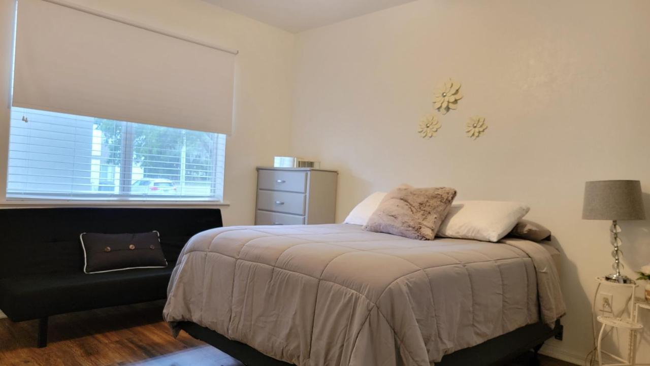 2 Master Suite Apartment Near North Florida Regional Med, Uf Health, & Mall ゲインズビル エクステリア 写真